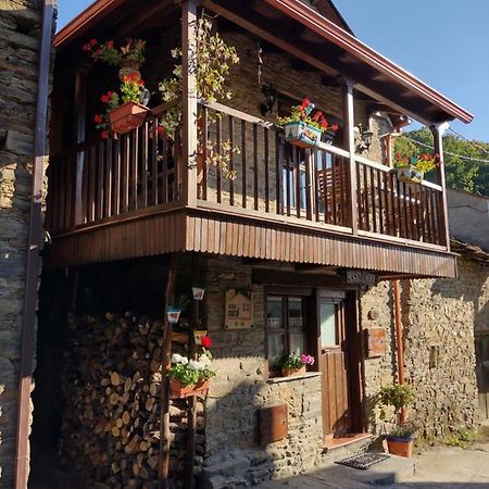 Gasthaus Casa Bell Manzanedo de Valdueza Exterior foto
