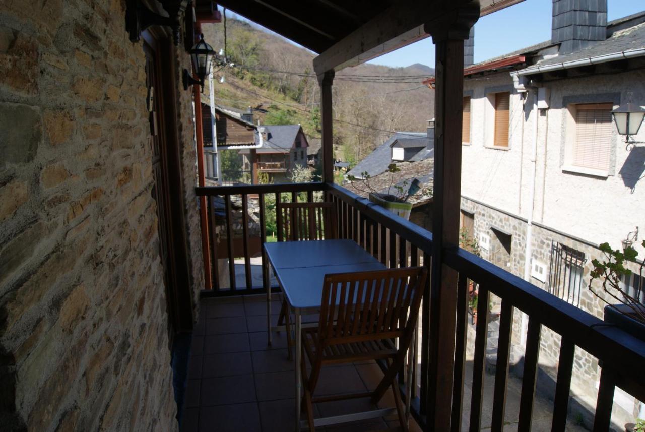 Gasthaus Casa Bell Manzanedo de Valdueza Exterior foto
